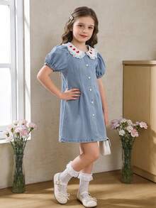 SHEIN Genkimix Kids 女童夏季休閒愛心刺繡泡泡袖牛仔洋裝 - 淺色水洗藍 - 查看 8