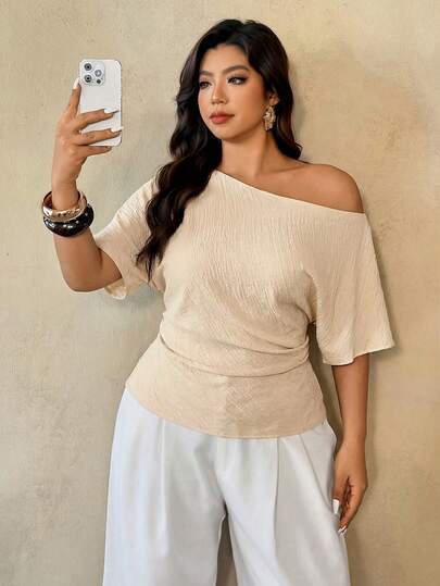 Auralis Plus Size Spring/Summer New Versatile Minimalist Commuter Asymmetric Batwing Sleeve Pleated Waist Fitted Pullover Blouse One Shoulder Top Plus Size Women Plus Size Tops Women's Short Sleeve Tops Women's Tops For Summer Latest Tops For Women New Arrivals Casual Outfits For Women