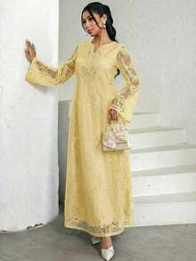 Al Najma Vestido feminino elegante com mangas flare em renda e detalhe de laço, estilo árabe. - Amarelo - Ver 4