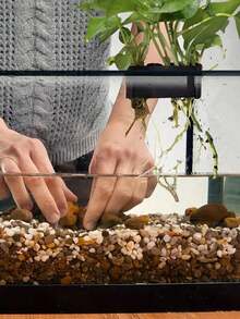 1个带穿孔水生植物盆的悬挂式水族箱植物架，适用于水生植物、水族箱造景装饰 - 黑色 - 查看 10