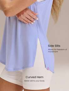 TENCEL™ 莫代尔面料，轻盈丝滑，及臀侧开衩无袖运动背心，适合低强度瑜伽、普拉提、健身房、日常休闲穿着。 - 淡紫色 - 查看 3