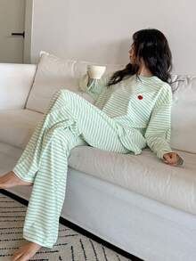 DAZY 2pcs Women Spring Striped Cute Apple Decor Loose Pajama Set, Fall Winter Clothes - Green - View 3