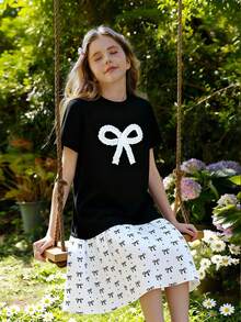 SHEIN Cute Black And White Summer Dress For Tween Girl,Back-To-School School Wear,Short-Sleeve Loose Fit With 3D Ruffled Bow And Mini Bow Print Ruffled Hem - Black - View 2