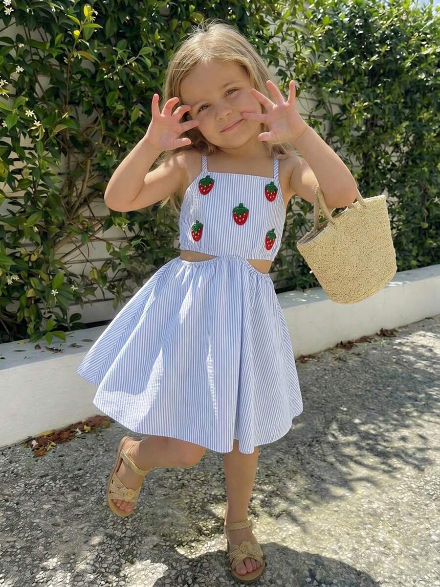 Vintaside Kids 年轻女孩田园复古风可爱3D草莓镂空腰部设计吊带裙,适合日常穿着、外出和度假,夏季 - 藍色 - 查看 1