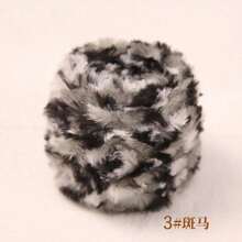1卷100克钩针毛线，粗毛线，仿貂绒质感，花式毛线，手工编织毛线，柔软舒适，适合DIY钩针编织，可用于制作衣服、帽子、围巾、毯子等，舒适蓬松，毛绒质感，适合手工钩针爱好者，也可用于生日装饰、圣诞装饰、万圣节礼物等。 - 彩色 - 查看 41