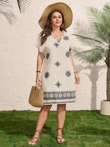 Comfylo 大码女式复古印花V领蝙蝠袖休闲连衣裙，适合度假、夏季、办公室、节日等场合，也可作为沙滩装、夏季连衣裙、母亲节休闲装、夏季度假装、大码女式休闲连衣裙、夏季休闲连衣裙、短袖连衣裙、波西米亚风连衣裙、刺绣连衣裙等。 - 彩色 - 查看 5