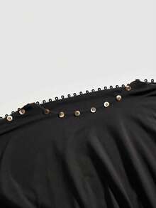 ROMWE Avant Handmade Button Waist Crop Top For Fashionable Women - Black - View 3