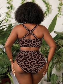 Slaydiva Plus Size Women's 2pcs Leopard Print V-Neck High Waist Triangle Bikini Swimwear - Multicolor - View 2