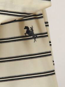 SHEIN 两件套男童条纹针织衫和运动短裤套装，上衣和短裤均印有马匹图案，适合日常穿着、公园、户外活动、亲子活动以及返校季。 - 杏色 - 查看 7