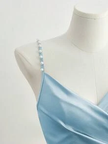 Franclia 优雅的法式浪漫香槟色交叉领收腰紧身连衣裙，饰有珍珠和开衩 - 淺藍色 - 查看 4