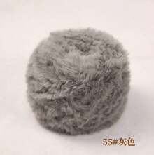 1卷100克钩针毛线，粗毛线，仿貂绒质感，花式毛线，手工编织毛线，柔软舒适，适合DIY钩针编织，可用于制作衣服、帽子、围巾、毯子等，舒适蓬松，毛绒质感，适合手工钩针爱好者，也可用于生日装饰、圣诞装饰、万圣节礼物等。 - 彩色 - 查看 34