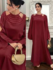 Yasmyna Gaun Arab Elegan Lengan Panjang Longgar dengan Renda Kontras Warna Polos untuk Wanita - Burgundy - View 2