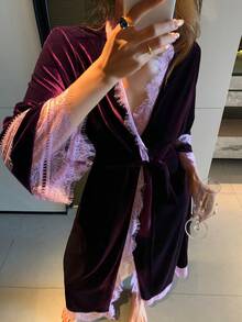 DAZY Women's Loose Long Velvet & Lace Patchwork Robe, Autumn/Winter - Purple - View 4