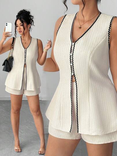 SHEIN CURVE+ Plus Size 2pcs Set, Textured Fabric Contrast Color Webbing