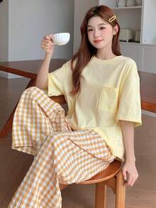 DAZY Simple Round Neck T-Shirt And Plaid Pants Pajama Set - Yellow - View 3
