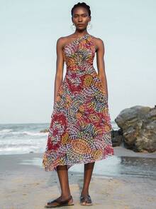 Aveloria Modichic 色彩缤纷的几何印花，单肩设计，束腰带，飘逸的雪纺面料，轻薄透视效果，优雅浪漫的风格，适合晚宴、艺术展览、盛会、度假、时尚活动、通勤等场合，展现独特个性和优雅魅力。雪纺印花不对称荷叶边下摆无袖连衣裙，女士夏季连衣裙，女士吊带裙，女士度假连衣裙，女士春季连衣裙，女士裹身连衣裙。 - 彩色 - 查看 4