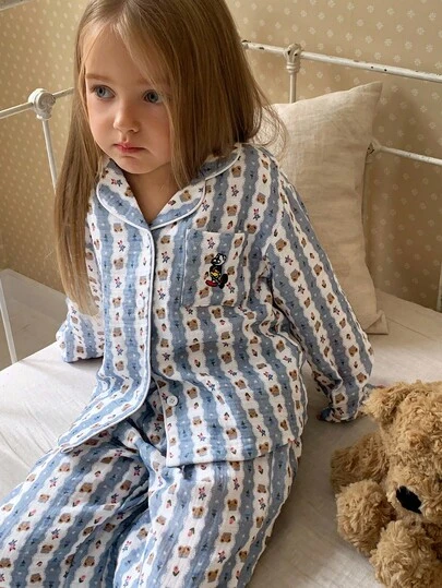 Dazy Kids Bộ đồ ngủ dài tay thêu họa tiết kẻ caro và quần dài cho bé gái, trang phục mùa thu cho bé gái