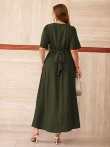 Roveilla 大码女装春夏法式浪漫西西里风优雅休闲通勤度假下午茶派对纯色雪纺面料圆领褶皱多层荷叶边下摆无袖雪纺长裙 - 軍綠色 - 查看 2