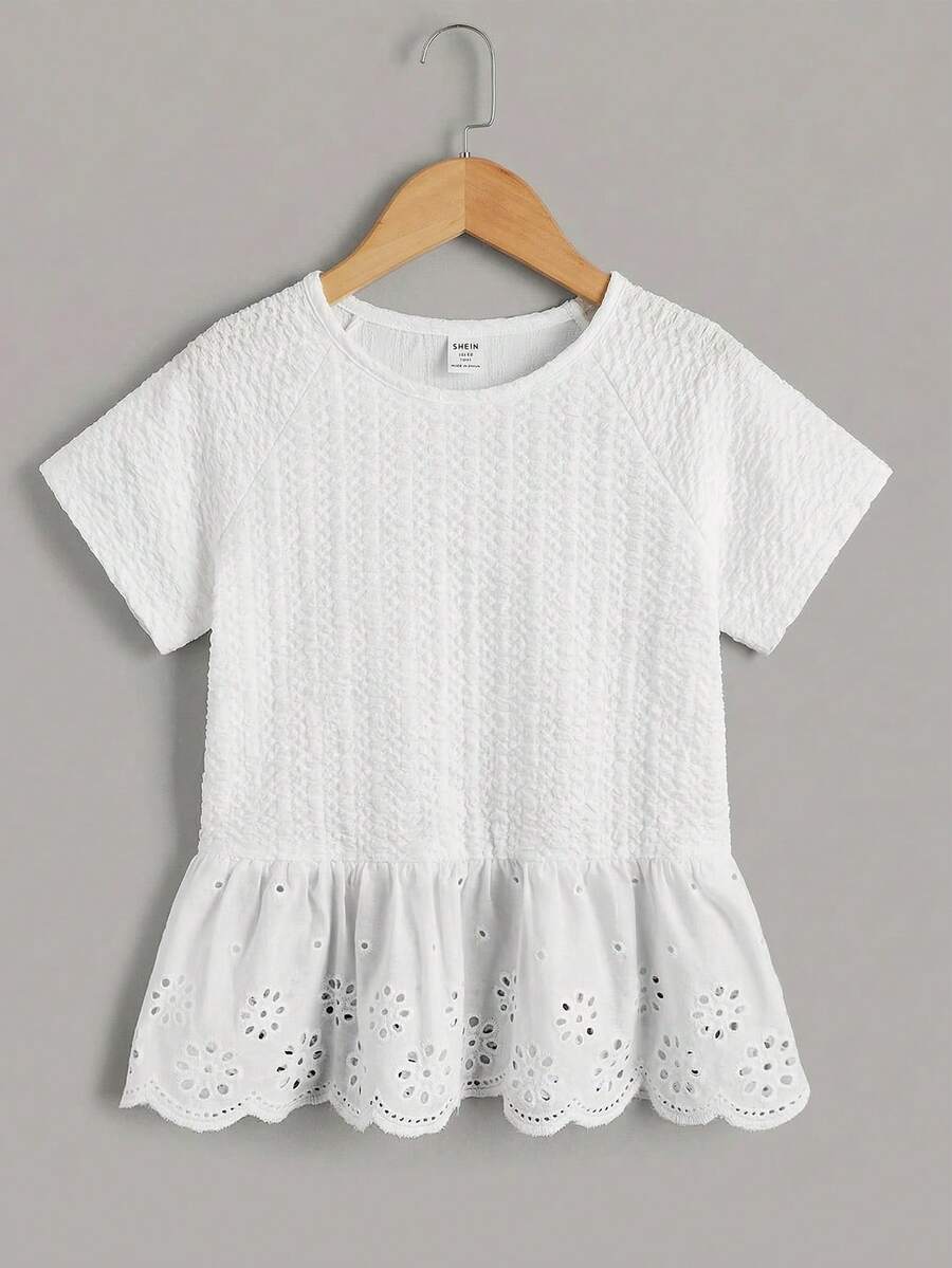 少女白色插肩袖镂空刺绣荷叶边下摆T恤，适合度假、休闲外出，白色蕾丝下摆，少女休闲T恤 - 白色 - 查看 1