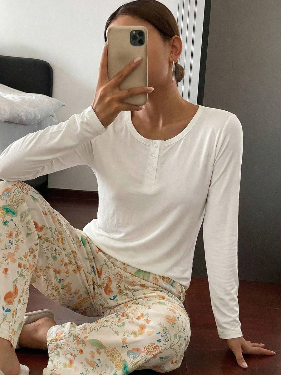 DAZY Solid Color Knit Long Sleeve Half-Open Collar Top Paired With Floral Allover Print Long Pants Women Pajama Set, Fall Winter Clothes - White - View 1
