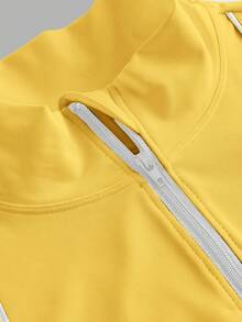 Exploreva Women's Stand Collar Color Block Fitted Casual Outdoor Short Sleeve T-Shirt - Yellow - View 3