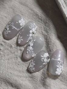 1 pieza Pegatina autoadhesiva exquisita de arte de uñas 3D con patrón de hojas florales blancas con diamante de imitación para mujeres y niñas, accesorios de manicura para fiestas de otoño e invierno, suministros de arte de uñas, calcomanías de uñas - Blanco - Ver 3