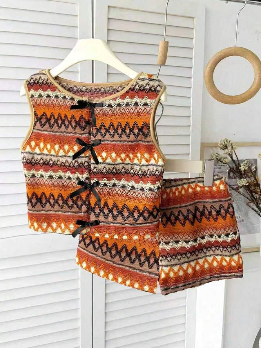SHEIN Bộ áo hai dây và quần short kẻ sọc trang trí nơ cho bé gái tuổi teen - Màu Khaki - Xem 1