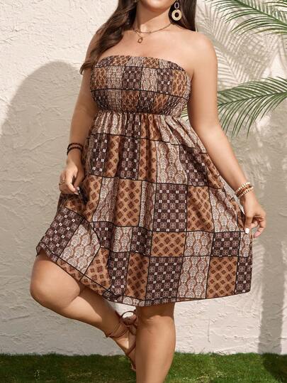 Comfylo 大码休闲拼接印花抹胸连衣裙