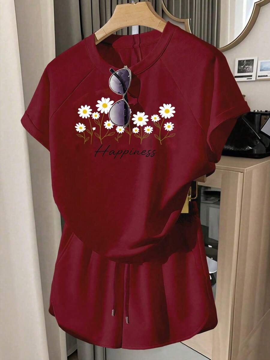 Bộ đồ 2 mảnh cho bé gái tuổi teen, màu đỏ tía, in họa tiết hoa, tay raglan, cổ tròn và quần short, thích hợp cho mùa xuân và mùa hè, mang đến cảm giác mùa xuân và mùa hè, trang phục mùa xuân và mùa hè, thoải mái dễ chịu, bộ đồ bé gái sành điệu, trang phục thường ngày, quần áo trẻ em in họa tiết hoa, bộ đồ mùa xuân và mùa hè, phong cách mới, thư giãn, cảm giác mùa xuân và kỳ nghỉ hè thư thái. - Nhiều màu - Xem 1