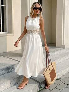 SHEIN Frenchy 女士度假休闲刺绣贴花无袖露脐镂空中长连衣裙 - 白色 - 查看 5