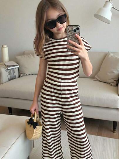 SHEIN 女童纯色咖啡色针织侧褶皱高领修身上衣和阔腿裤两件套，夏季海滩度假，母女/姐妹亲子装，家庭度假亲子装，节日装，法式风格，可爱优雅，甜美复古，时尚百搭。适合休闲日常穿着及上学穿着。