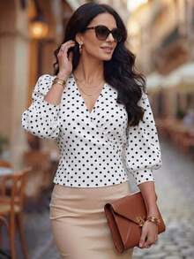 SHEIN PETITE 春夏新款V领波点花瓣袖收腰短款女式衬衫 - 彩色 - 查看 4