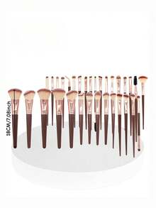 Bộ dụng cụ trang điểm 53 món, bao gồm cọ tán phấn mắt, cọ kẻ lông mày, cọ nền, cọ phấn phủ, cọ má hồng, cọ che khuyết điểm và cọ bắt sáng. Được làm từ lông tổng hợp siêu mềm chất lượng cao, phù hợp cho việc trang điểm mặt hàng ngày. - Nhiều màu - Xem 5