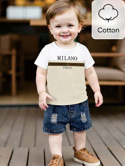 Set de 2 piezas de ropa para bebé niño, top de manga corta con cuello redondo con estampado de rayas y letras a juego con pantalones cortos, adecuado para salidas de verano