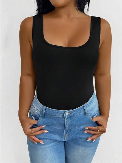 SHEIN PETITE CURVE Plus Size Women's Square Neck Wide Strap Fitted Camisole, Ruched Cinched Waist, Conceals Belly, Daily Wear Undershirt