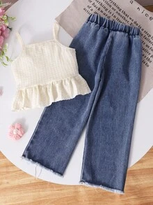 SHEIN Vintaside Kids 2件組少女花邊飾紋背心上衣與牛仔花卉印花牛仔褲套裝，夏季家庭度假搭配女童服飾 - 藍色 - 查看 2