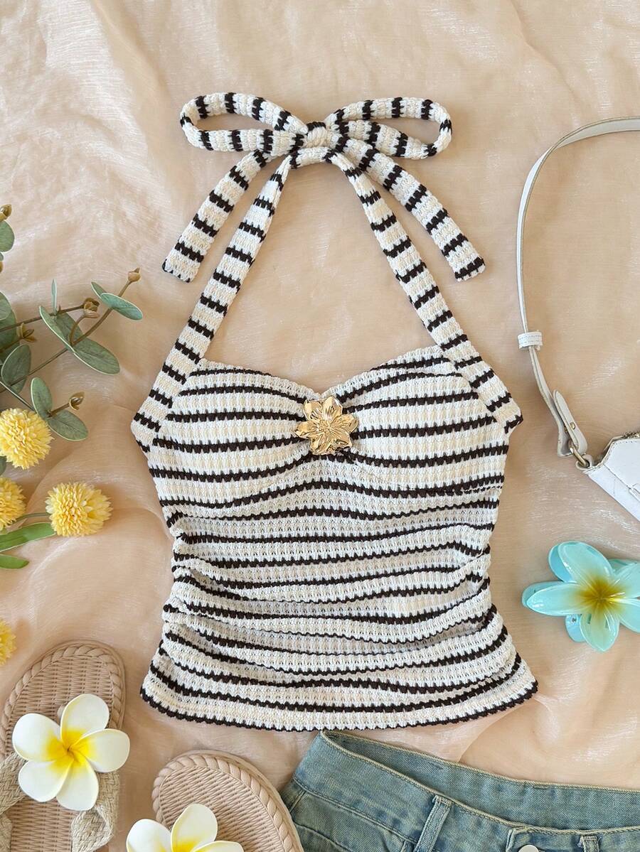 SHEIN Áo quây cổ yếm họa tiết sọc, trang trí hoa kim loại, bèo nhún, thích hợp cho kỳ nghỉ hè ở bãi biển của bé gái. - Hồng - Xem 1
