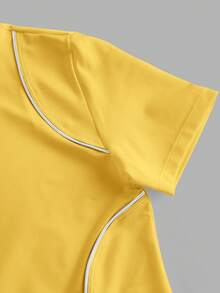 Exploreva Women's Stand Collar Color Block Fitted Casual Outdoor Short Sleeve T-Shirt - Yellow - View 4