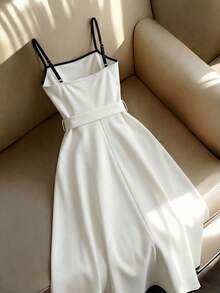 Franclia French-Style Halter Top,Sophisticated White Color-Blocked Women's Dress,Elegant Sexy Summer Party Golf Dress, Decorative Buckle Vacation Outfit - Black and White - View 2