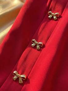 Franclia 简约纯色圆领修身无袖背心，饰有金属蝴蝶结，适合女性穿着；红色女士上衣，女士度假装；优雅女士；无袖上衣；情人节。时尚休闲通勤装、商务办公装、百搭时尚日常休闲装、都市教师职业装。 - 紅色 - 查看 3