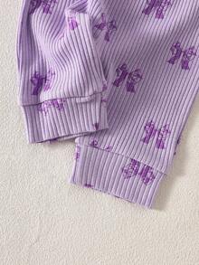 SHEIN 新生儿甜美风礼盒套装，包含带可爱蝴蝶结的上衣、帽子、裤子、袜子和毯子，全套少女风蝴蝶结设计 - 紫色 - 查看 3