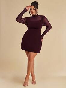 SHEIN BAE Robe midi déchirée à manches longues en maille sexy et patchwork pour femmes de grande taille, robe mini élégante en maille bordeaux avec dos découpé pour femmes, robe moulante de soirée à col montant et manches longues en maille transparente avec détail de dos découpé en bordeaux, parfaite pour les fêtes, robe mini sophistiquée en bordeaux pour femmes avec manches longues transparentes, col montant et design de dos découpé à la mode - Lie de vin - Voir 3