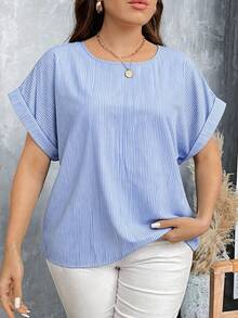Zelara 大码女装夏季蓝白条纹圆领短袖衬衫，适合日常休闲外出穿着。蓝白条纹蝴蝶结印花圆领短袖衬衫，宽松甜美可爱，适合夏季穿着。欧式乡村音乐会俱乐部优雅衬衫，休闲日常穿着，适合度假风格、波西米亚风、优雅日常派对活动、假日休闲日常穿着。女士单排扣条纹圆领无袖休闲衬衫，商务休闲女装，蓝白条纹时尚休闲办公服装，复古风格女装，度假短袖条纹单排扣圆领衬衫，适合春夏穿着。波西米亚风女装，休闲上衣，度假衬衫，夏季蓝色上衣，浅蓝色上衣，婴儿蓝上衣，大码婴儿蓝上衣，蓝白上衣，蓝色夏季上衣，浅蓝色衬衫，蓝白条纹上衣，女式上衣，女式衬衫，T恤，女士短袖上衣，女士衬衫。女士衬衫 - 藍白色 - 查看 10