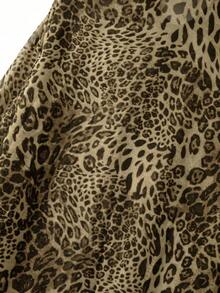 GlowEve CURVE Blusa casual de primavera/verano de mujer talla grande con estampado de leopardo en patchwork de gasa, decoración con botones dorados - Multicolor - Ver 7