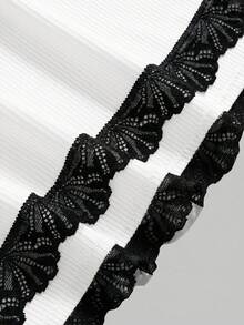 ROMWE Ribbed Lace Trim Camisole & Shorts Casual Pajama Set - Black and White - View 3