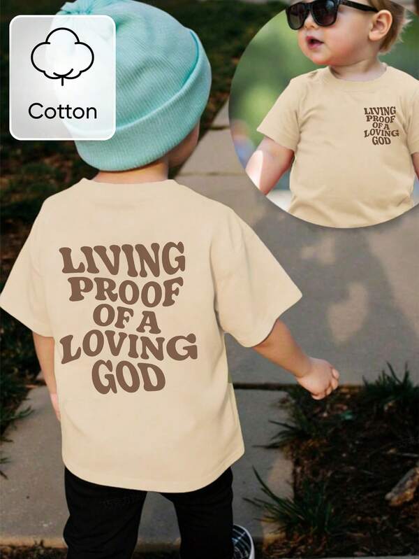 Áo thun cotton cổ tròn tay ngắn màu kaki kiểu retro in chữ lượn sóng biến hình cho bé trai, thích hợp cho các hoạt động mùa hè.