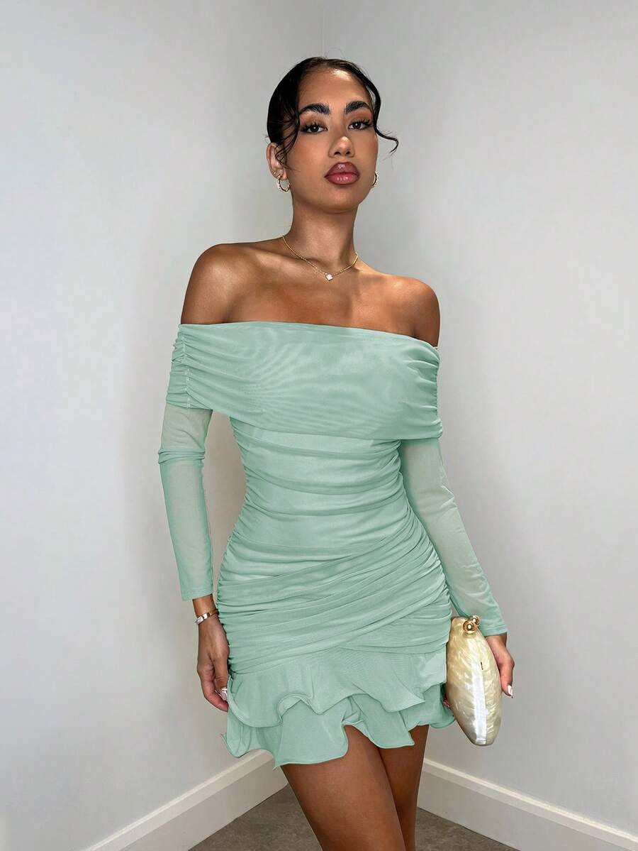 SHEIN BAE 杏色纯色网纱针织褶皱露肩性感长袖荷叶边下摆优雅甜美迷你连衣裙，适合下午茶聚会、时尚外出、约会之夜、甜蜜外出、夜间外出、圣诞派对、新年夜、节日女装、长袖连衣裙、性感女装、夜店女装、长袖迷你连衣裙 - 青碧色 - 查看 1