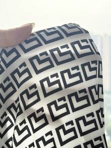 SHEIN Váy tay phồng họa tiết hoa nhí cho bé gái - Đen và trắng - Xem 11