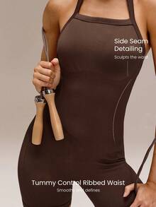 GLOWMODE Áo liền thân ngắn 4.3" siêu mịn, mềm mại, không đường may, ôm sát eo, có gân nén, mút nâng mông có thể tháo rời, dây buộc cổ điều chỉnh được, thích hợp cho tập luyện, chạy bộ, tập gym, yoga, studio và hoạt động thể thao hàng ngày. - màu nâu - Xem 4