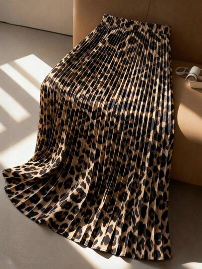 GlowEve CURVE Plus Size Women Fashionable Elegant Vintage Casual Leopard Print Pleated Skirt Fall
